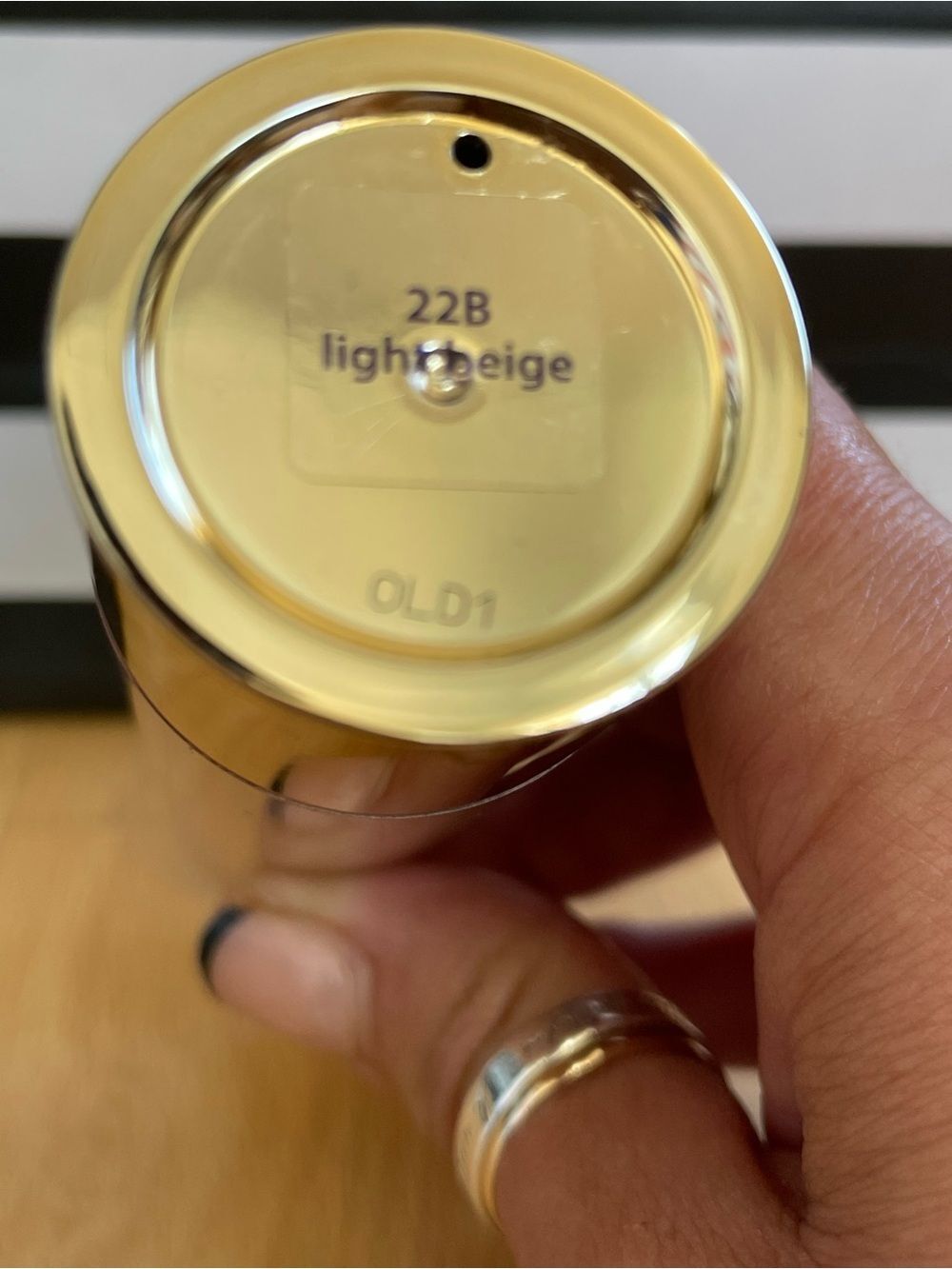 Tarte Double Duty Face Tape Foundation 22B LIGHT BEIGE Matte Full Coverage NEW - Picture 5 of 7